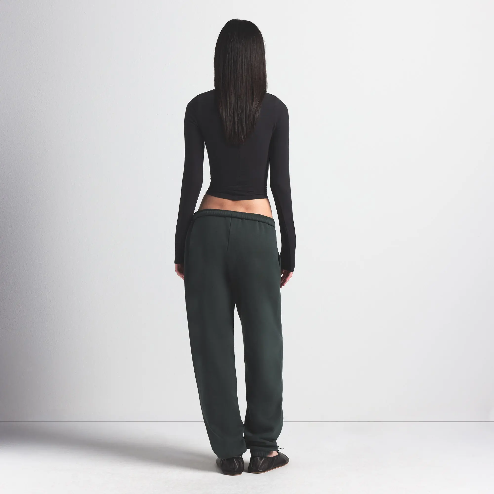 Classic Jogger - Image 4