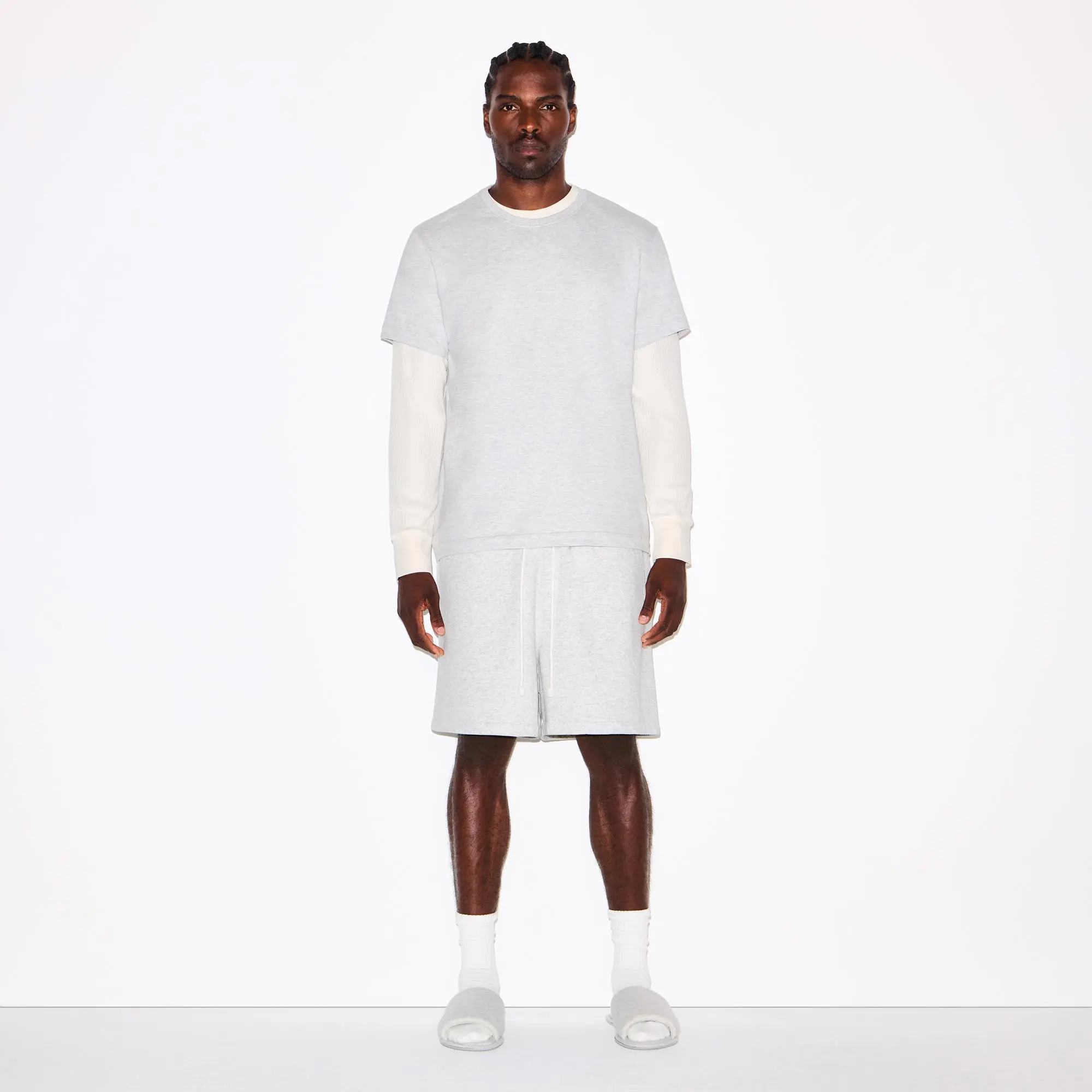Mens Relaxed Short - Image 2