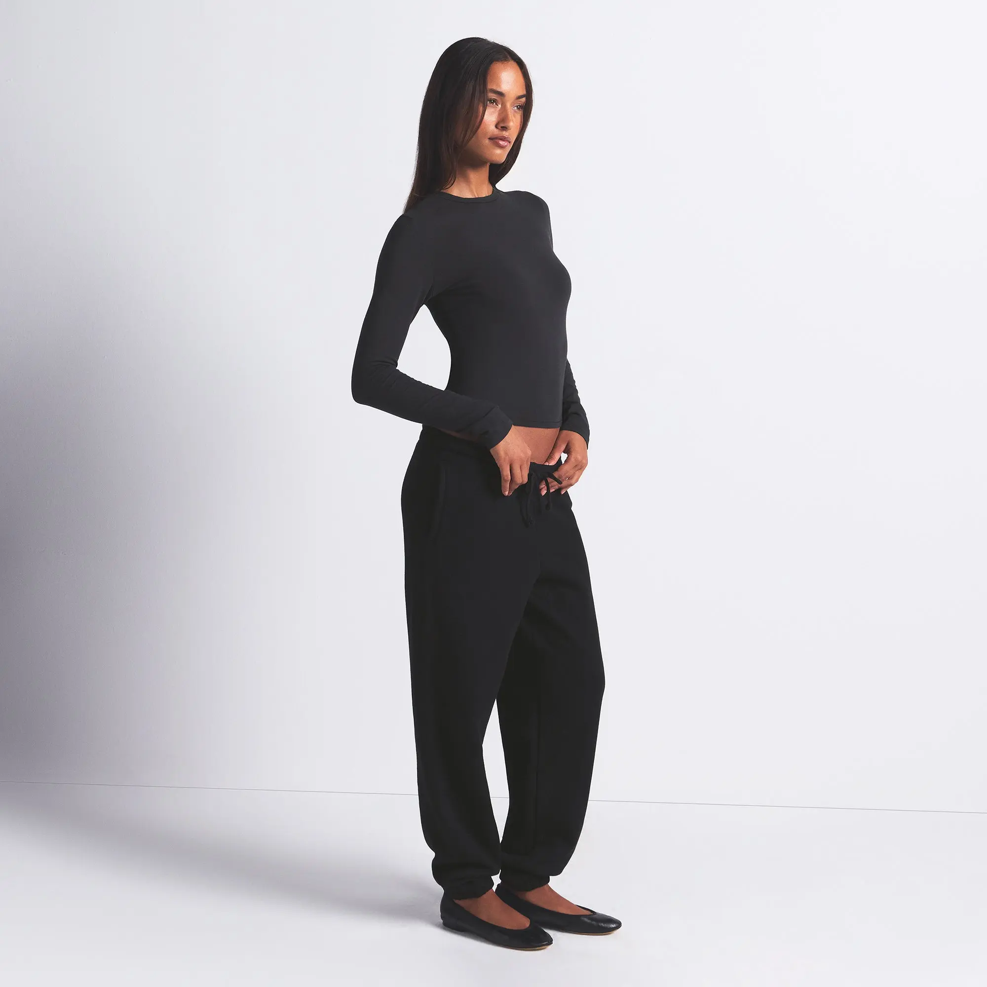 Classic Jogger - Image 3