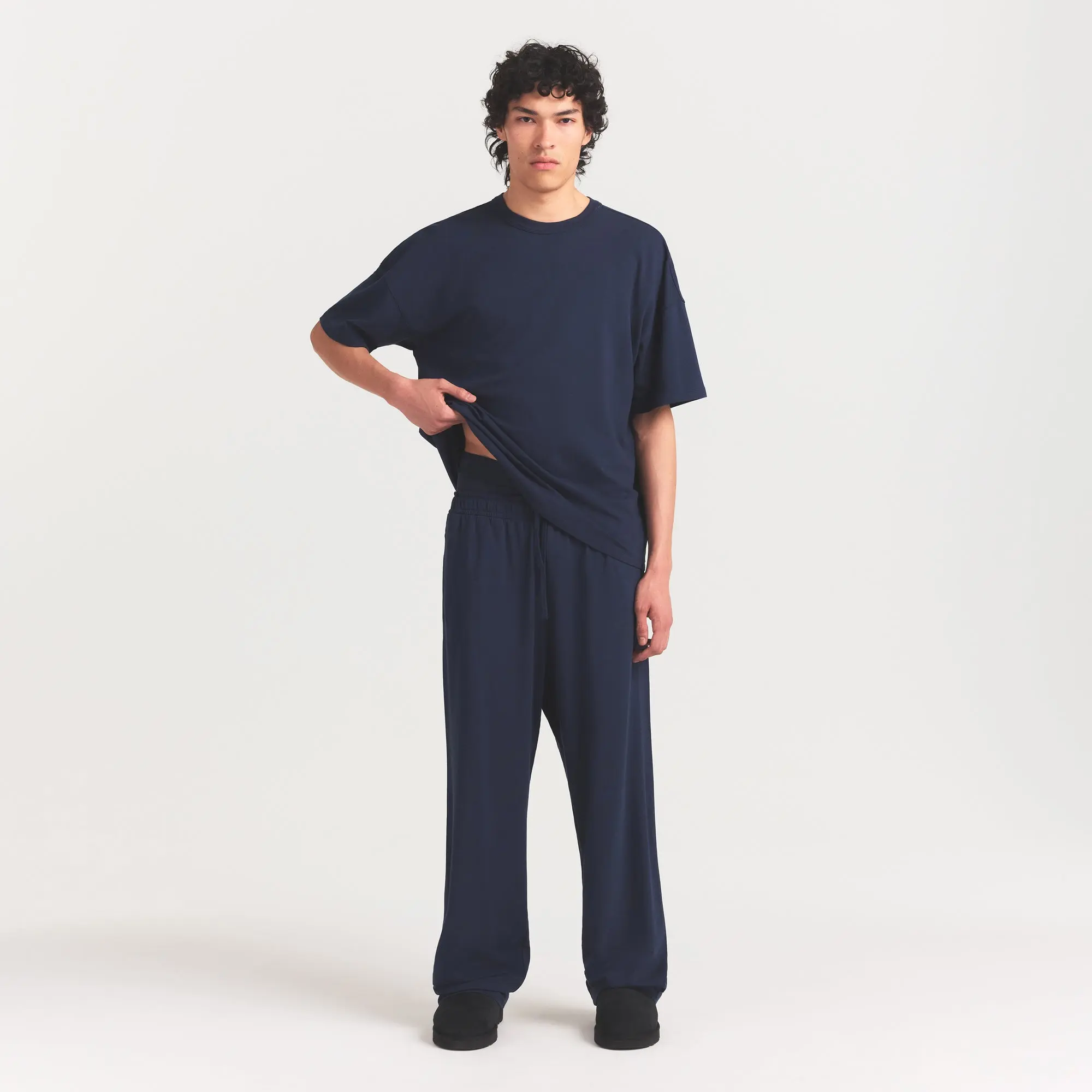 Mens Relaxed Straight Leg Pant - Image 2
